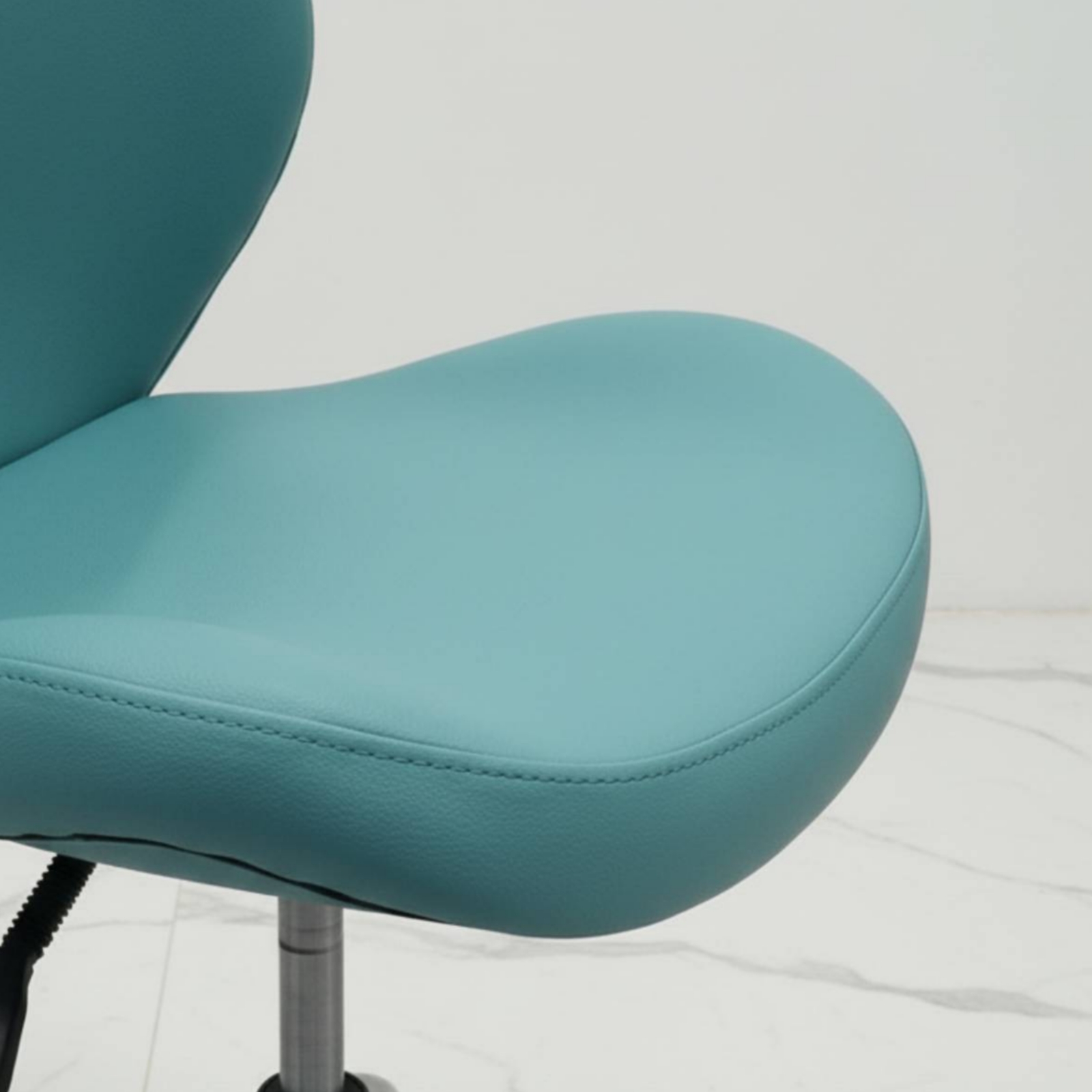 Upholstered Swivel Chair Cushi - Office Furniture Commercial ulasan dan harga